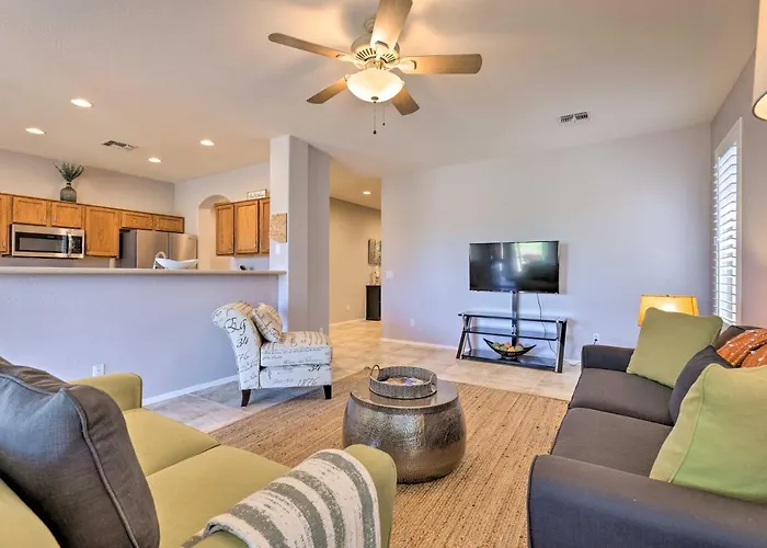 Holiday home Golfer's Oasis! San Tan Valley W/ Pool Access *