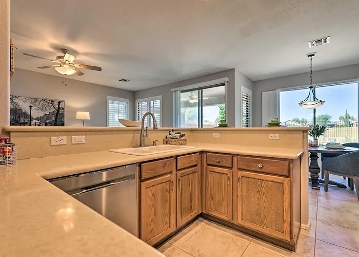 Holiday home Golfer's Oasis! San Tan Valley W/ Pool Access Magma