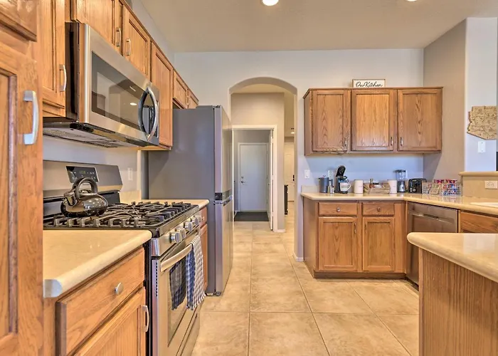 Holiday home Golfer's Oasis! San Tan Valley W/ Pool Access Magma