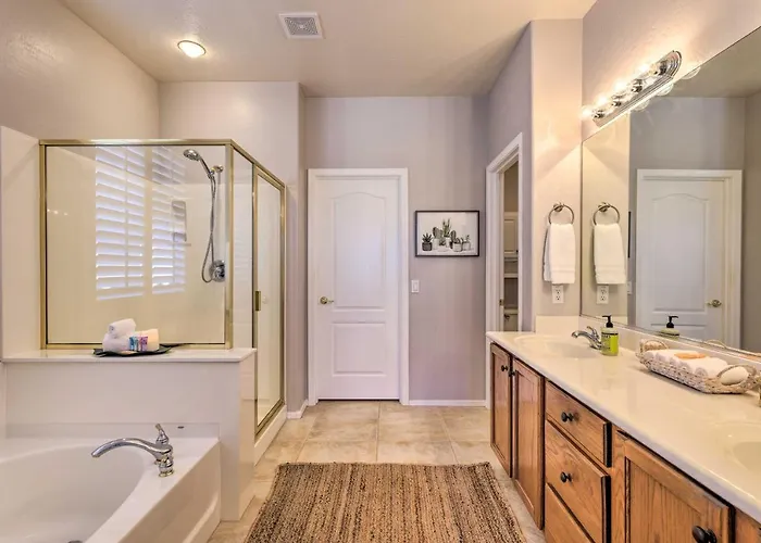 Holiday home Golfer's Oasis! San Tan Valley W/ Pool Access