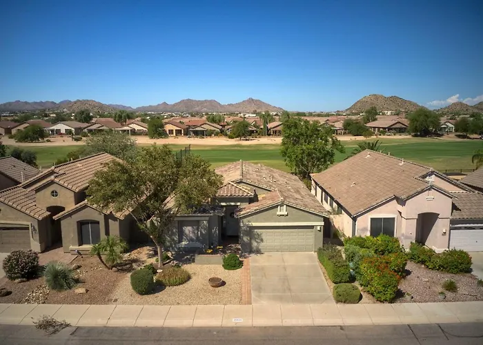 Golfer's Oasis! San Tan Valley W/ Pool Access Holiday home Magma